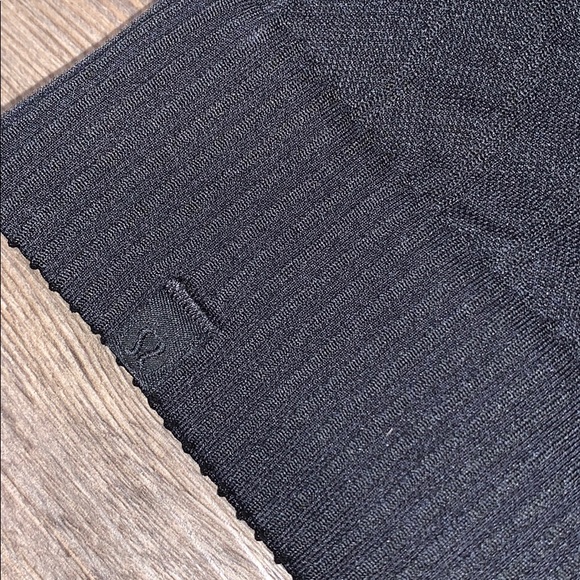 LULU: 3/4 zip - Picture 3 of 3